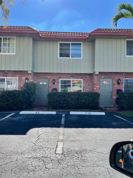 156 NE 20th Ct in Wilton Manors, FL - Building Photo