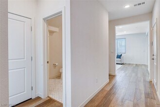 2216 Elford Ct in Henderson, NV - Foto de edificio - Building Photo