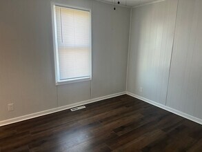 27916 W Grass Lake Rd in Antioch, IL - Building Photo - Building Photo