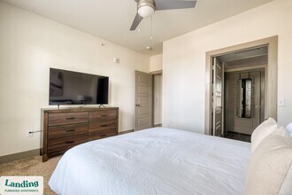 300 Enclave Dr in Conroe, TX - Building Photo - Building Photo