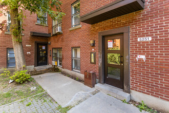 5251 Walkley Av in Montréal, QC - Building Photo - Building Photo