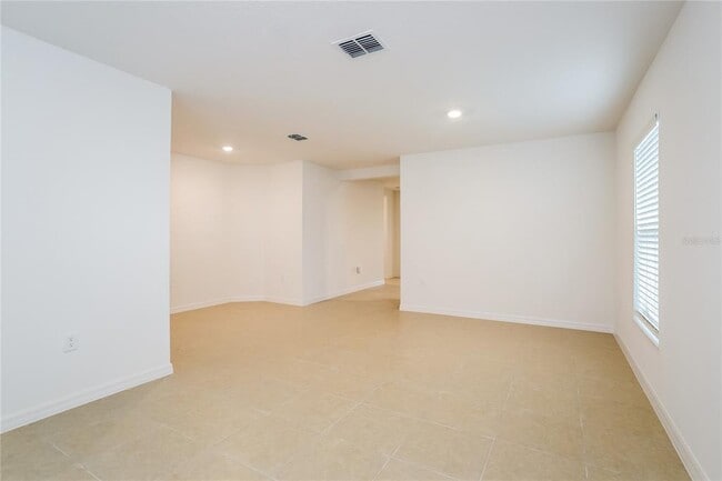 1357 Brenway Dr in Mascotte, FL - Building Photo - Building Photo