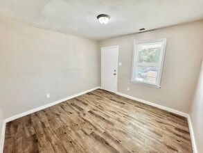 1290 N McNeil St in Memphis, TN - Building Photo - Building Photo