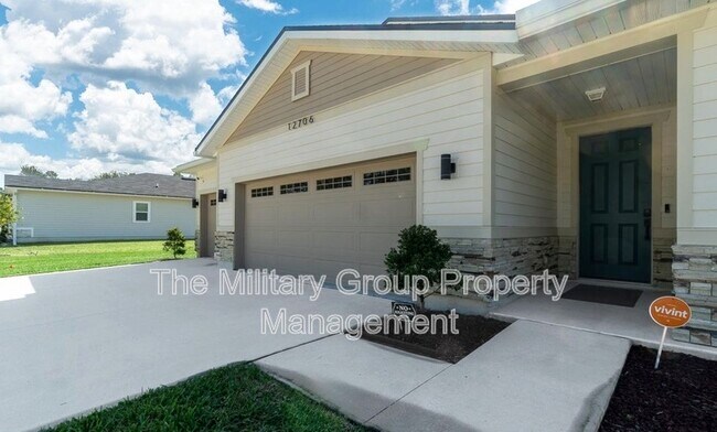 12706 Grn Mdw Dr in Jacksonville, FL - Building Photo - Building Photo