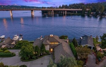 16 Enatai Dr in Bellevue, WA - Building Photo - Building Photo