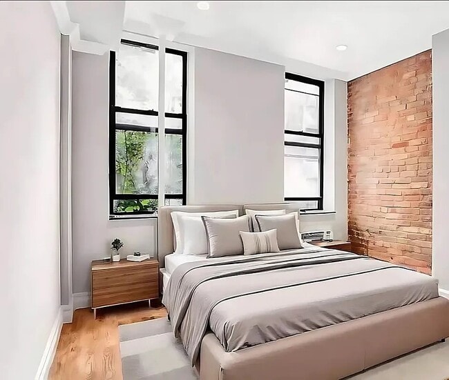 330 E 6th St in New York, NY - Building Photo - Building Photo