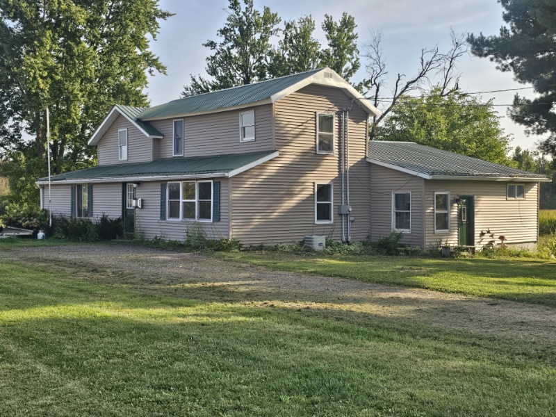 3145 County Rd Z in Wisconsin Dells, WI - Building Photo
