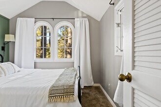 590 Oak Knoll Cir in Green Valley Lake, CA - Building Photo - Building Photo