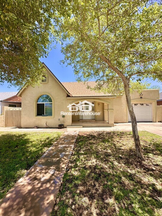 2325 North 8th St in Phoenix, AZ - Building Photo