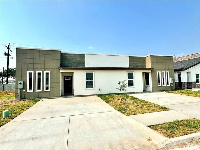 property at 6 6th St