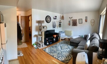 1466 N. Farwell Avenue in Milwaukee, WI - Foto de edificio - Interior Photo