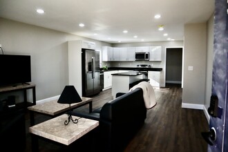 814 Carson St in Jefferson City, TN - Building Photo - Building Photo