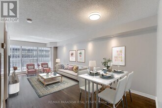 270 Wellington St W in Toronto, ON - Building Photo - Building Photo