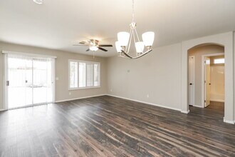 1283 S Anvil Pl in Chandler, AZ - Foto de edificio - Building Photo