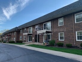 12 Simpson St in Geneva, IL - Building Photo