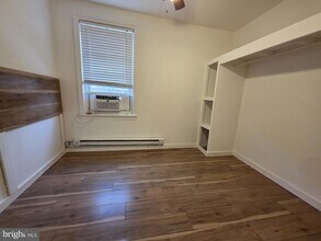 4910 Chestnut St, Unit 1F in Philadelphia, PA - Building Photo - Building Photo