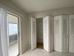 152 Camden G in West Palm Beach, FL - Building Photo - Building Photo