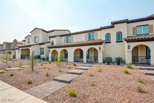 893 Watford Pl in Henderson, NV - Building Photo - Building Photo