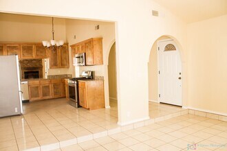 128 Masquerade Ln in El Paso, TX - Building Photo - Building Photo