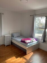 2707 W 146th St in Gardena, CA - Foto de edificio - Building Photo