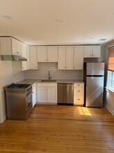 413 Skippack Pike, Unit Barn Apartment in Fort Washington, PA - Foto de edificio - Building Photo