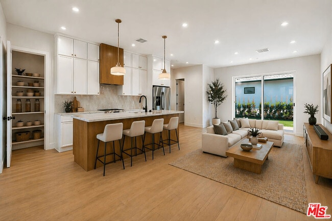 4720 Marshall Dr in Culver City, CA - Building Photo - Building Photo