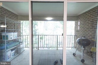 1540 Northgate Square in Reston, VA - Building Photo - Building Photo