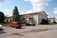 Lapeer Garden Apartments in Flint, MI - Foto de edificio - Building Photo