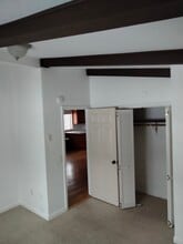 1100 W 53rd Ave, Unit Level Two in Anchorage, AK - Foto de edificio - Building Photo