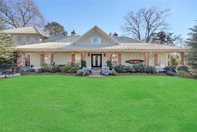 920 Pine Cir in Woodstock, GA - Building Photo - Building Photo