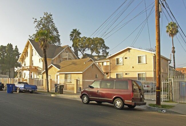 1422 S Wilton Pl in Los Angeles, CA - Building Photo - Building Photo