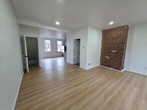 38 Woessner Ave in Pittsburgh, PA - Building Photo - Building Photo