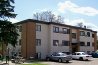 410 Chan View in Chanhassen, MN - Building Photo - Building Photo