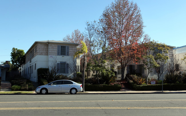 Salem House in San Diego, CA - Building Photo - Building Photo