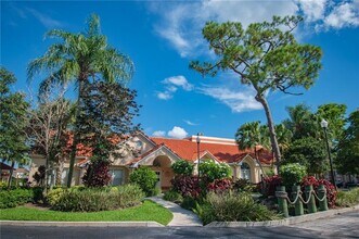 3450 Pinewalk Dr N in Margate, FL - Building Photo - Building Photo