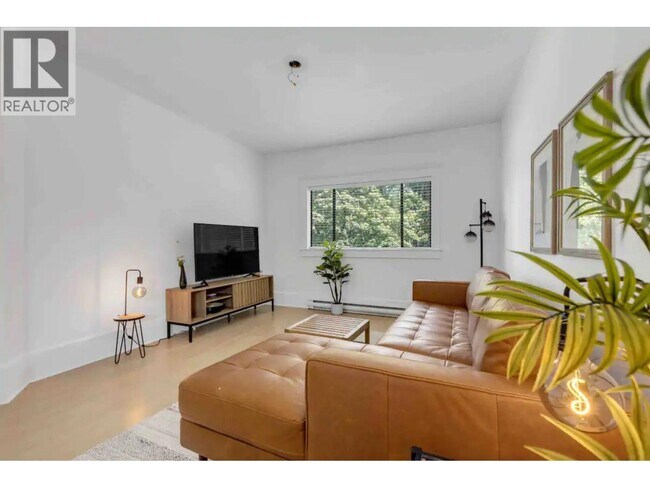 1549 Maple St in Vancouver, BC - Building Photo - Building Photo