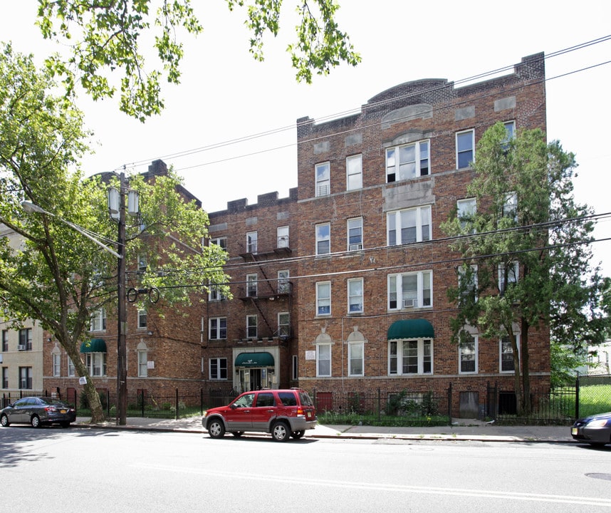 148-156 Chancellor Ave in Newark, NJ - Building Photo