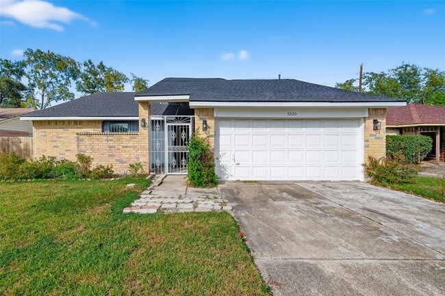 property at 5530 Oak Falls Dr