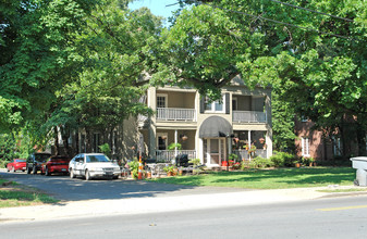 2100 E 7th St in Charlotte, NC - Building Photo - Building Photo