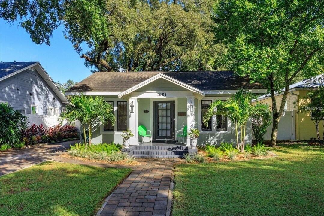 1001 E Jefferson St in Orlando, FL - Building Photo