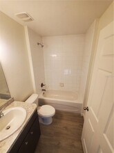 212 Locust Pass Ln in Ocala, FL - Building Photo - Building Photo
