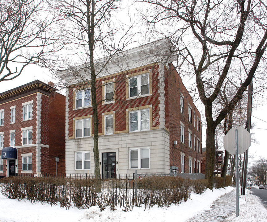 435 Wethersfield Ave in Hartford, CT - Building Photo