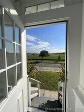 33 Seaview Ave in Norwalk, CT - Building Photo - Building Photo