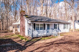 1159 Camp Creek Rd in Iron Station, NC - Building Photo - Building Photo