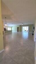 70 Oakleaf Way in Palm Coast, FL - Building Photo - Building Photo