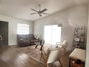 11450 SW 75th Ter in Miami, FL - Building Photo - Building Photo