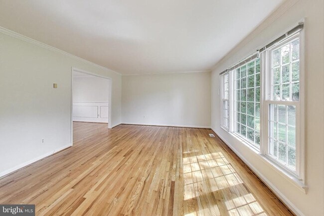 10323 Snowpine Way in Potomac, MD - Building Photo - Building Photo