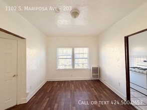 1102 S Mariposa Ave in Los Angeles, CA - Building Photo - Building Photo