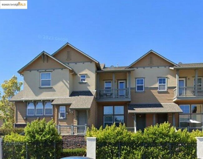property at 106 Portola Pl
