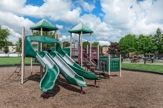 Norstar Apartments in Liverpool, NY - Building Photo - Building Photo